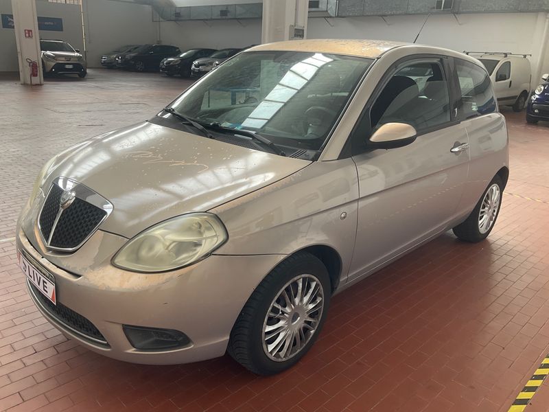 Lancia Ypsilon 1.2 — фото 1