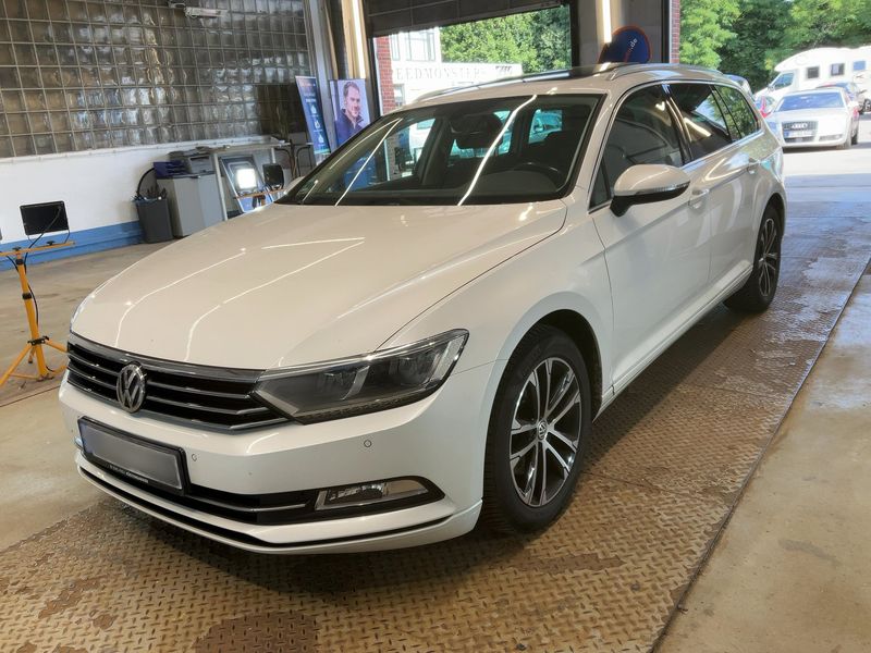 Volkswagen Passat 1.4 TSI — 1/8
