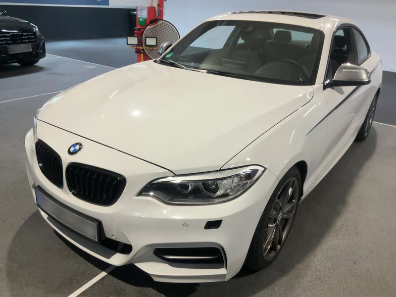 BMW 2er M235i — 1/8