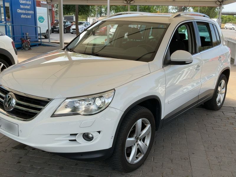 Volkswagen Tiguan 2.0 TDI — 1/8