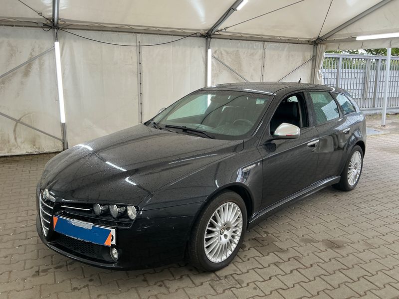 Alfa Romeo Alfa 159 2.2 JTS — 1/8