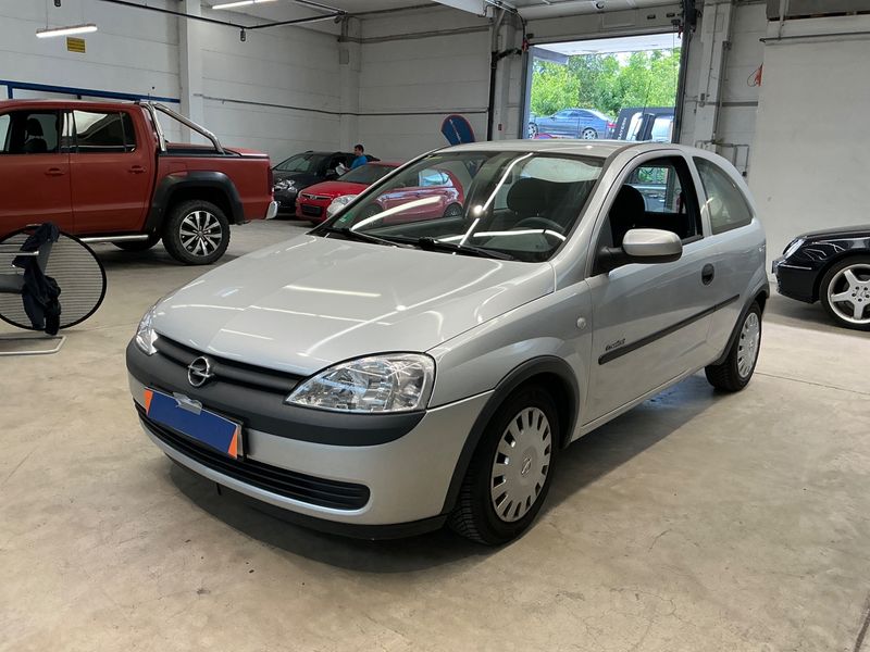 Opel Corsa 1.2 — фото 1