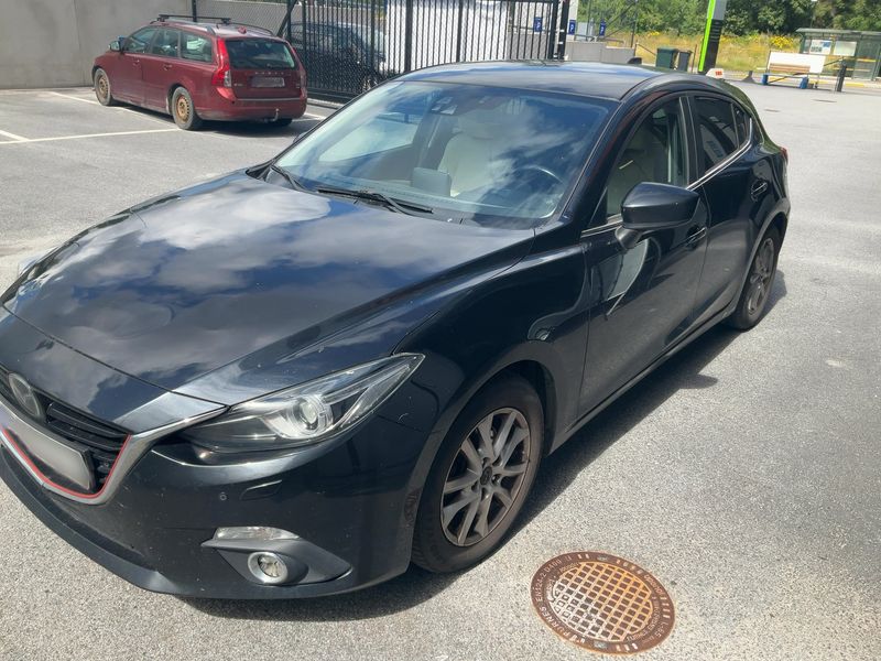 Mazda 3 2.2 Turbodiesel — 1/8