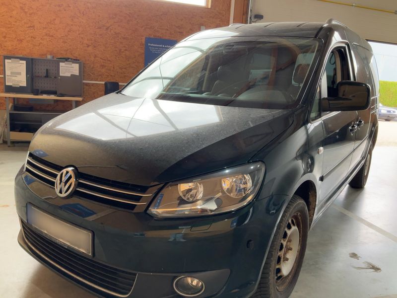Volkswagen Caddy 2.0 TDI — 1/8