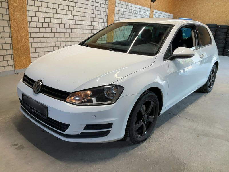 Volkswagen Golf VII 1.2 TSI — 1/8