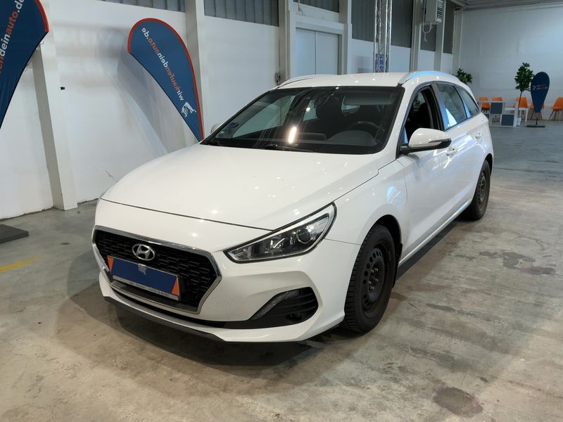 Hyundai i30 1.6 CRDi — 1/8