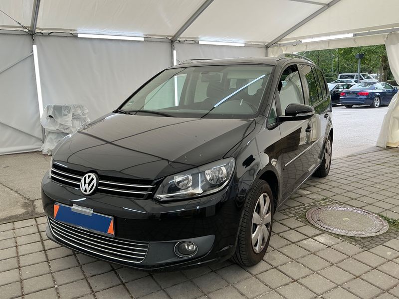 Volkswagen Touran 1.2 TSI — 1/8