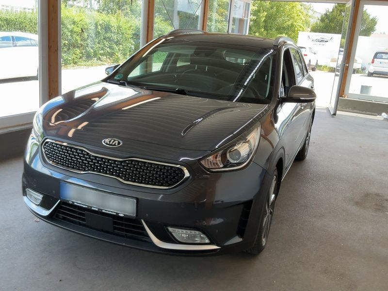 Kia Niro 1.6 Hybrid — 1/8