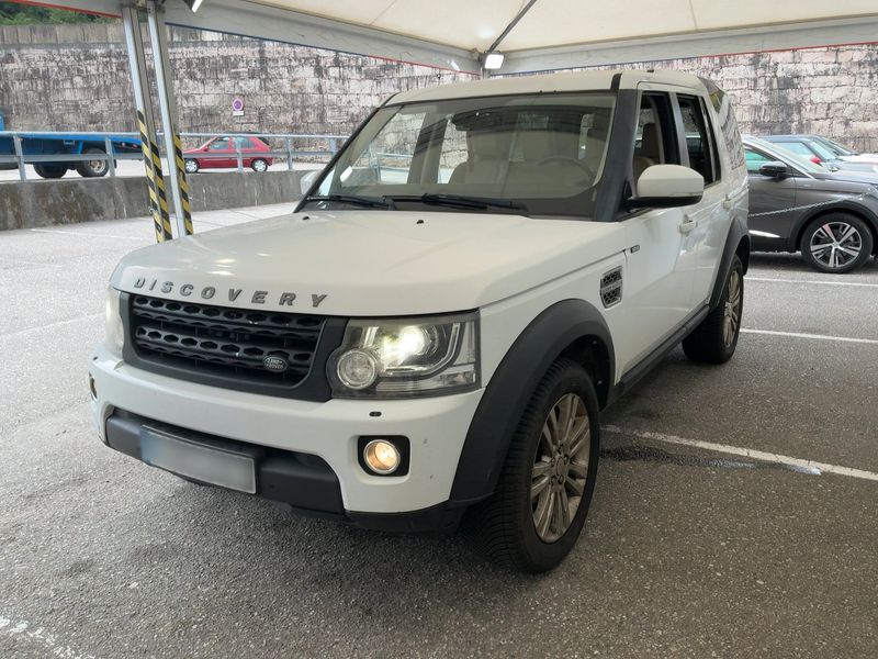 Land Rover Discovery 4 3.0 TD V6 — 1/8