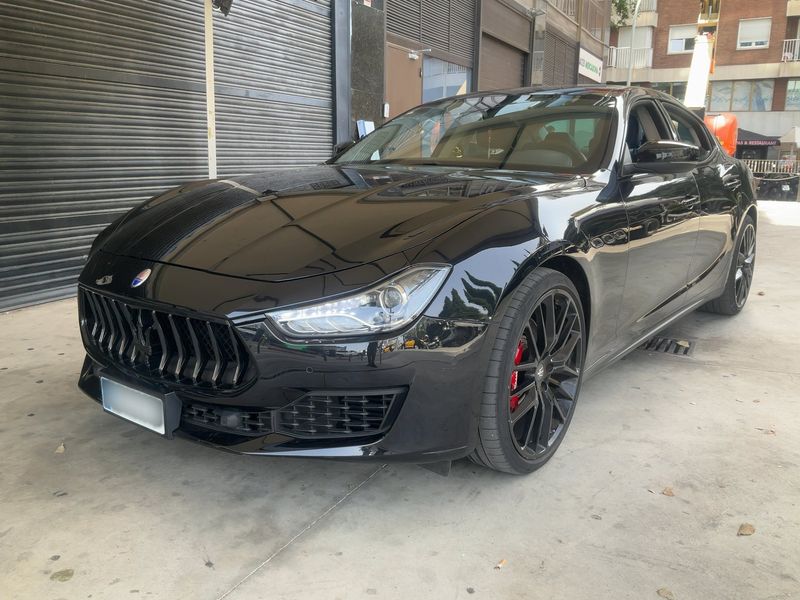 Maserati Ghibli 3.0 V6 TwinTurbo — 1/8
