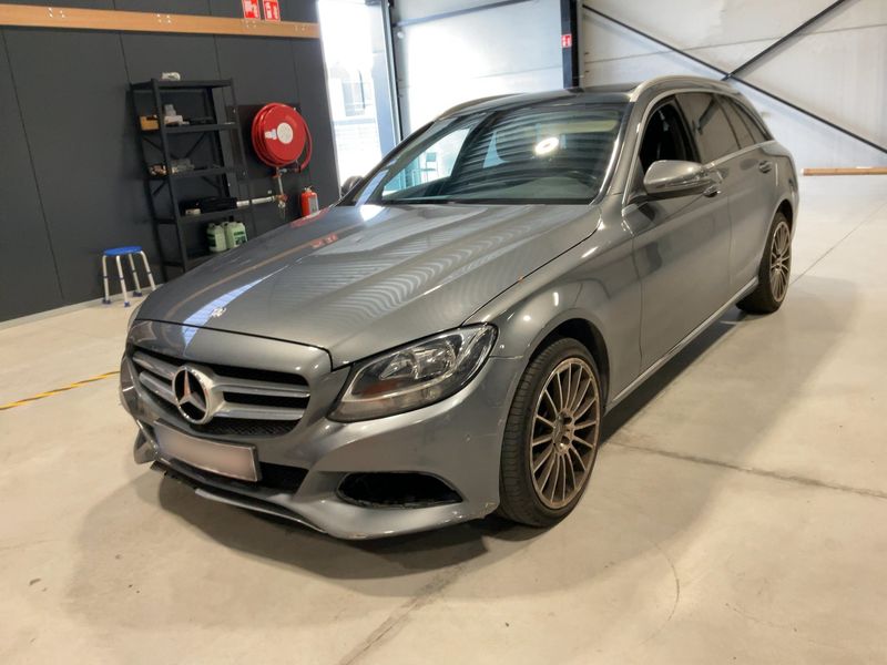 Mercedes-Benz C-Klasse C 200 d — 1/8