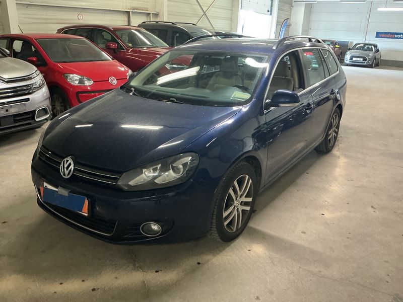 Volkswagen Golf VI 1.6 TDI — фото 1
