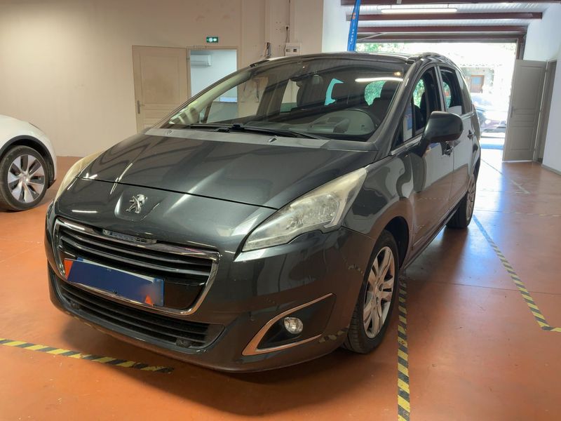 Peugeot 5008 2.0 Blue-HDi — фото 1