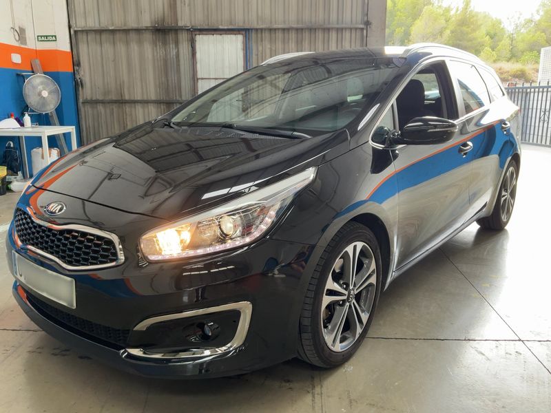 Kia cee'd 1.6 CRDi — 1/8