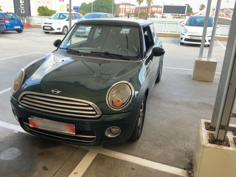 MINI MINI Cooper D — 1/8