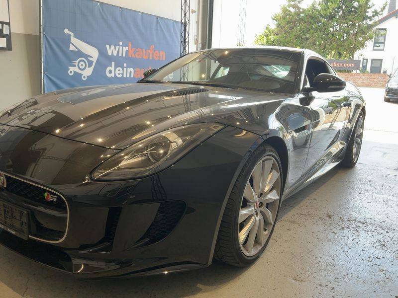 Jaguar F-TYPE 3.0 V6 — 1/8