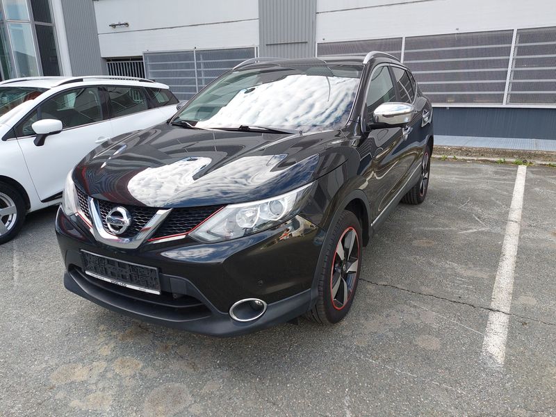 Nissan Qashqai 1.6 dCi — 1/8