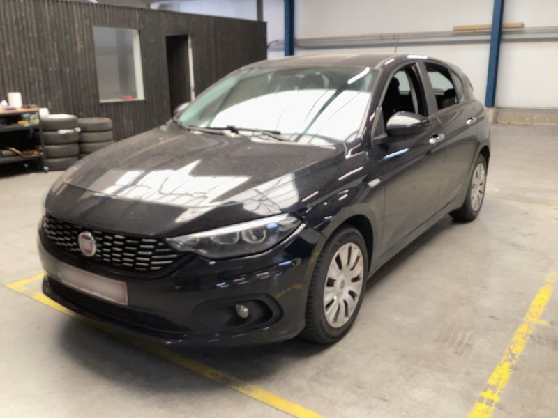 Fiat Tipo 1.4 — 1/8