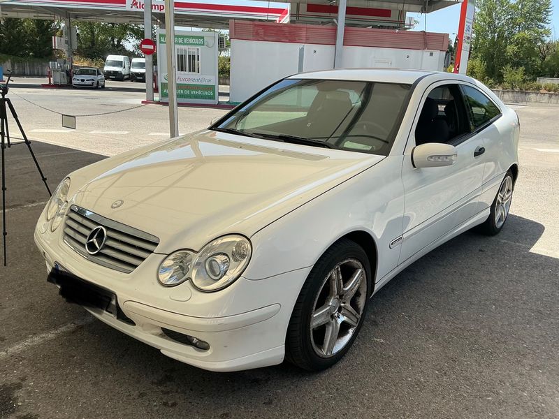 Mercedes-Benz C-Klasse C 200 CDI — 1/8