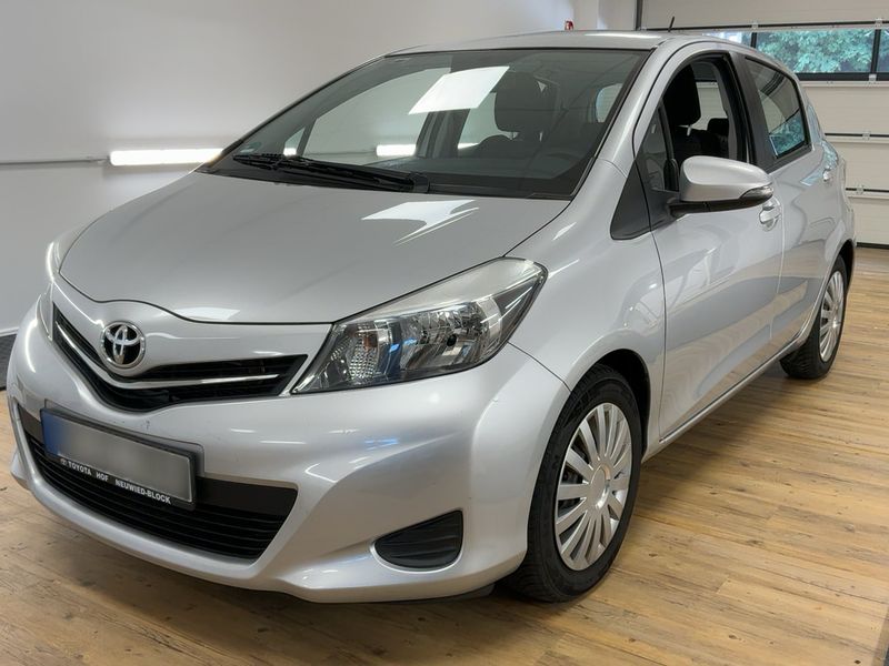 Toyota Yaris 1.33 Dual VVT-i — фото 1