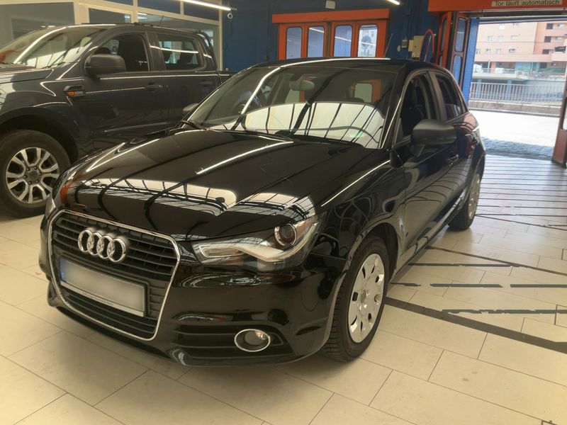 Audi A1 Sportback 1.2 TFSI — фото 1