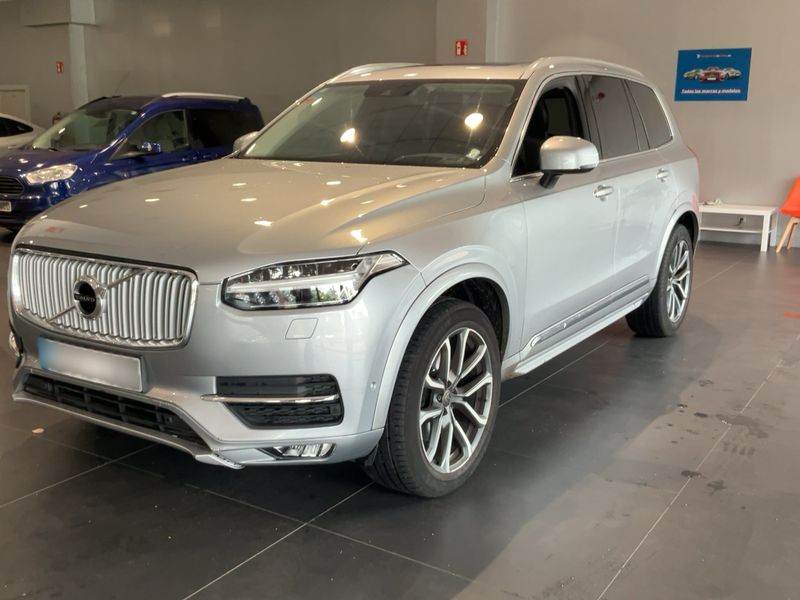 Volvo XC90 2.0 D5 — 1/8