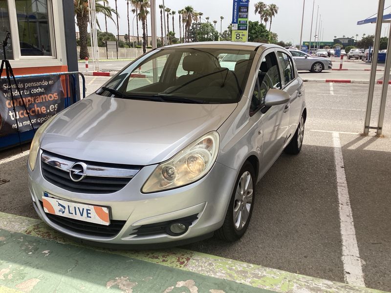 Opel Corsa 1.2 — фото 1