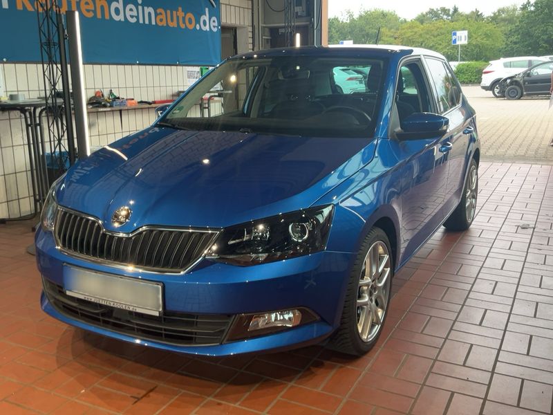 Skoda Fabia 1.2 TSI — 1/8