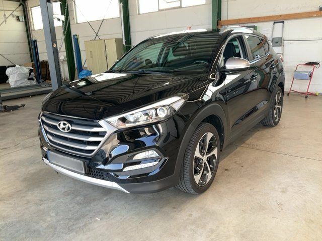 Hyundai Tucson 1.6 TGDI — 1/8