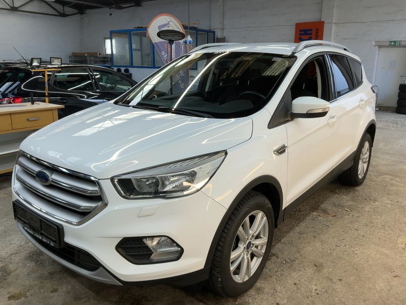 Ford Kuga 1.5 EcoBoost — 1/8