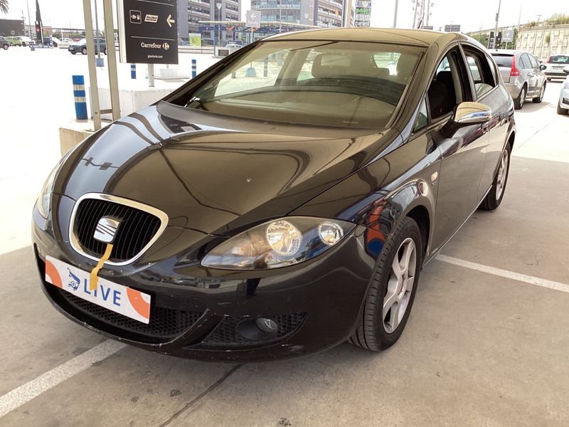 Seat Leon 2.0 TDI — фото 1