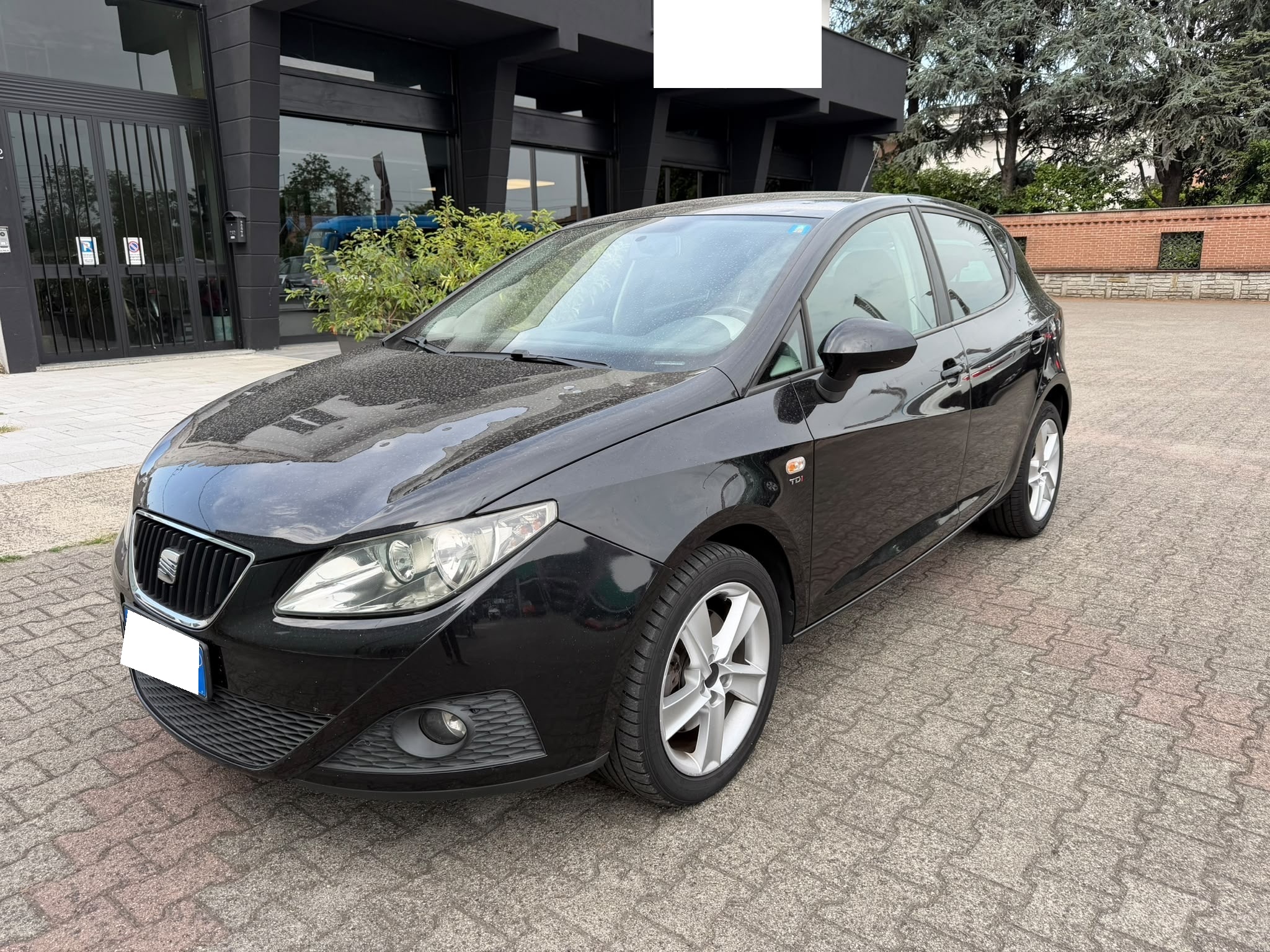 Seat Ibiza 1.6 TDI — 1/8
