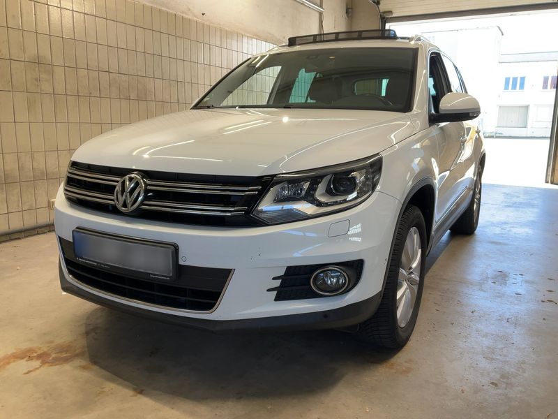 Volkswagen Tiguan 2.0 TDI — фото 1