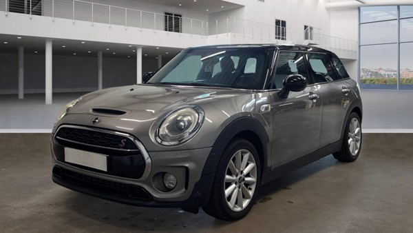 MINI CLUBMAN A — 1/8
