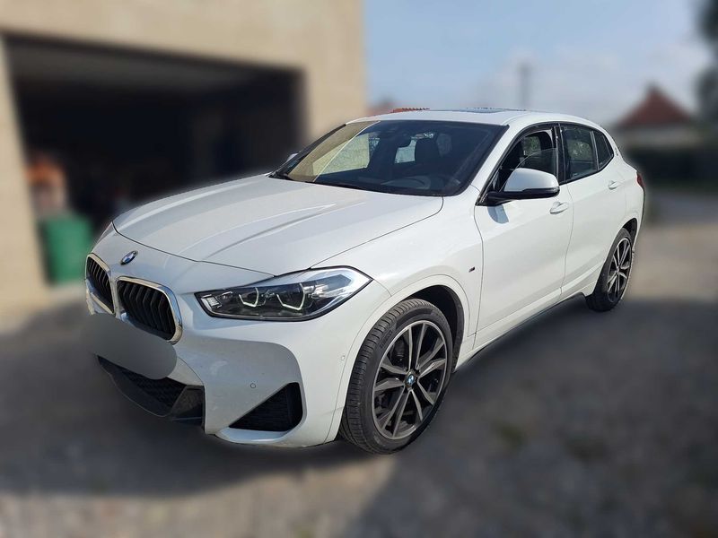 BMW X2 sDrive 18i — фото 1