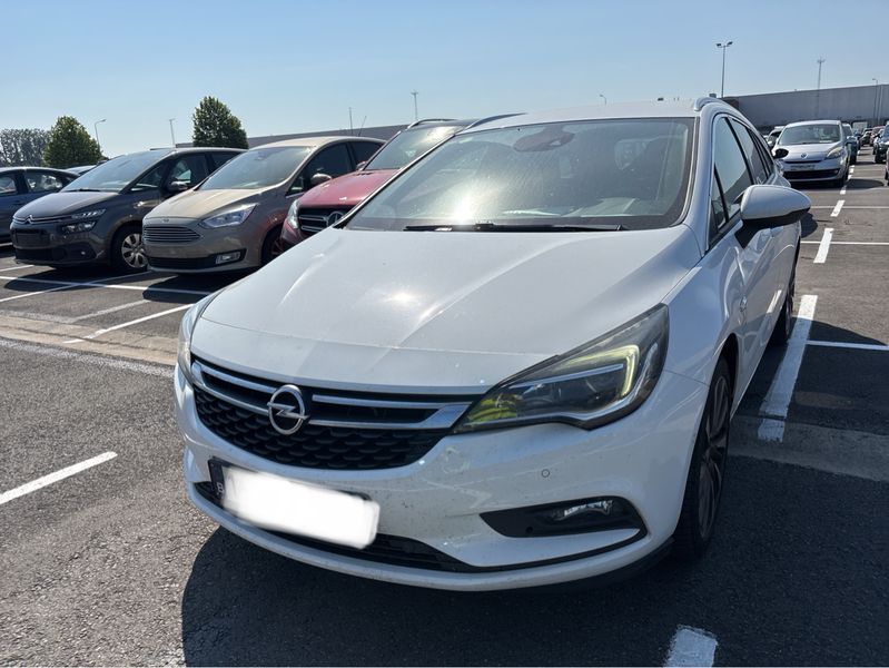 Opel Astra 1.6 CDTI DPF — фото 1