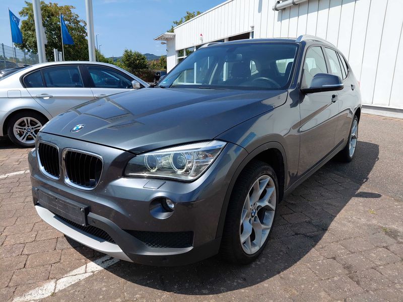 BMW X1 xDrive 20d — фото 1