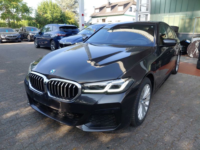 BMW 5er 530e — 1/8
