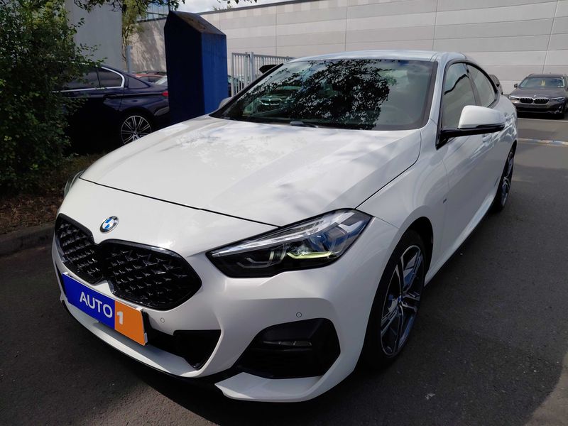 BMW 2er 218i Gran Coupe — 1/8