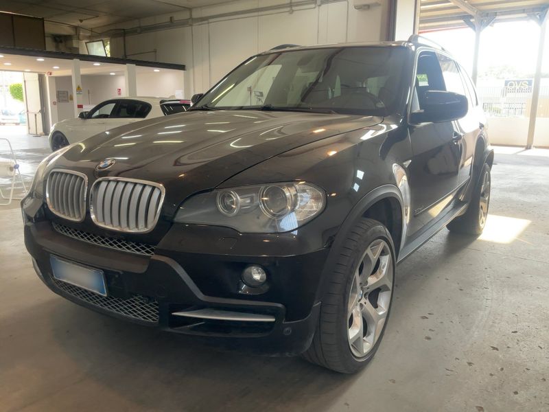 BMW X5 3.0d — фото 1