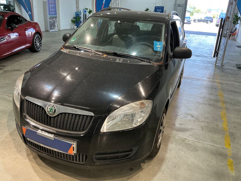 Skoda Fabia 1.2 — фото 1