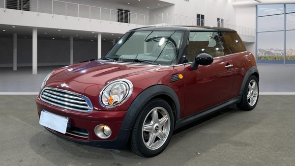 MINI HATCH Cooper — 1/8