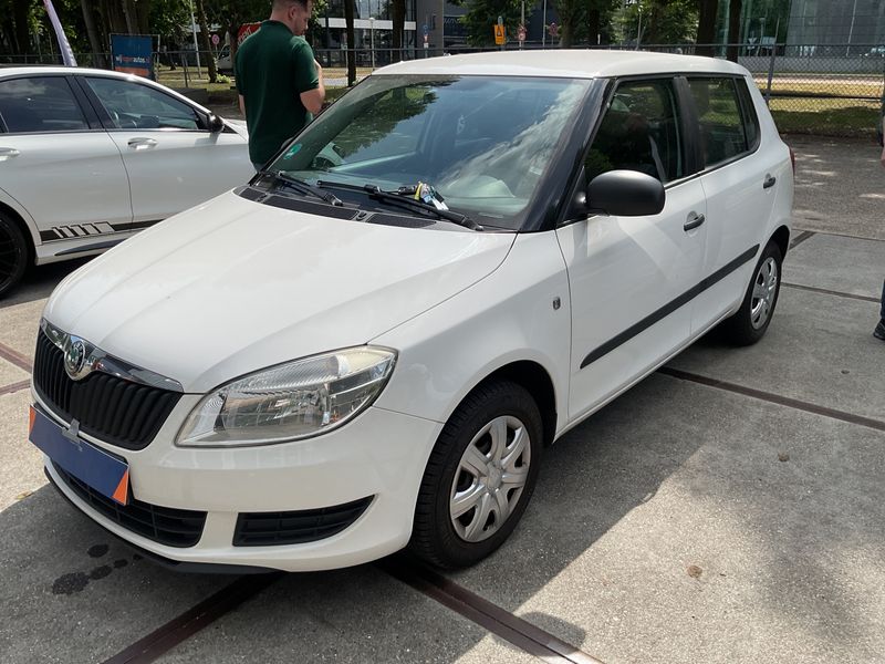 Skoda Fabia 1.2 — 1/7