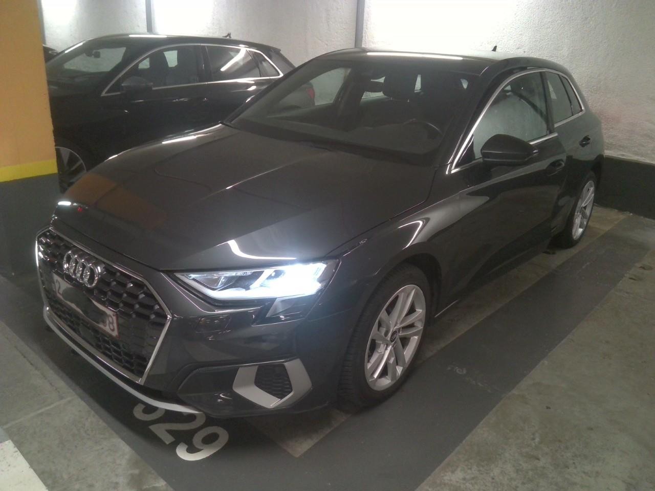 Audi A3 Sportback 30 TFSI Mild-Hybrid — 1/8