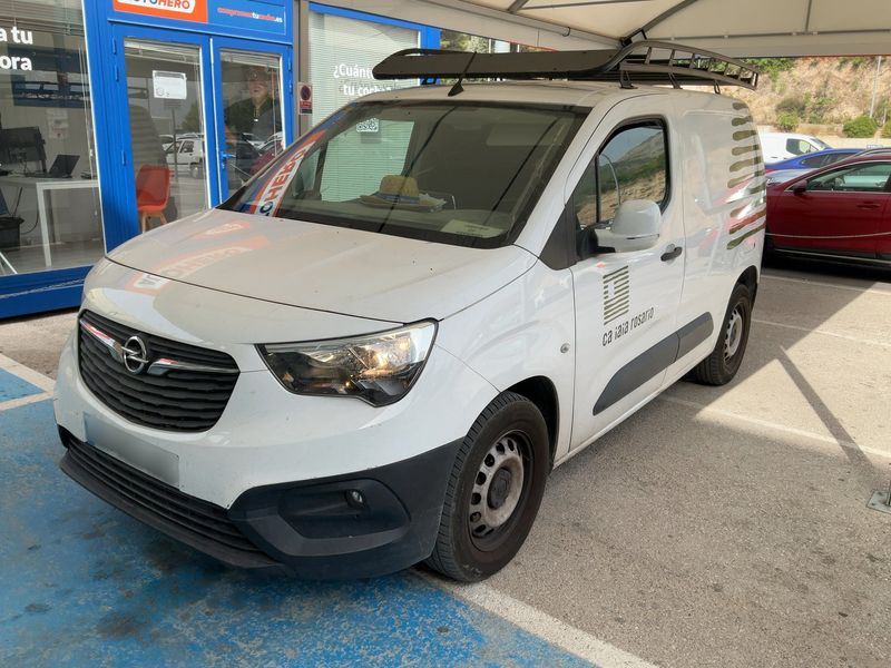 Opel Combo 1.5 CDTI — 1/8