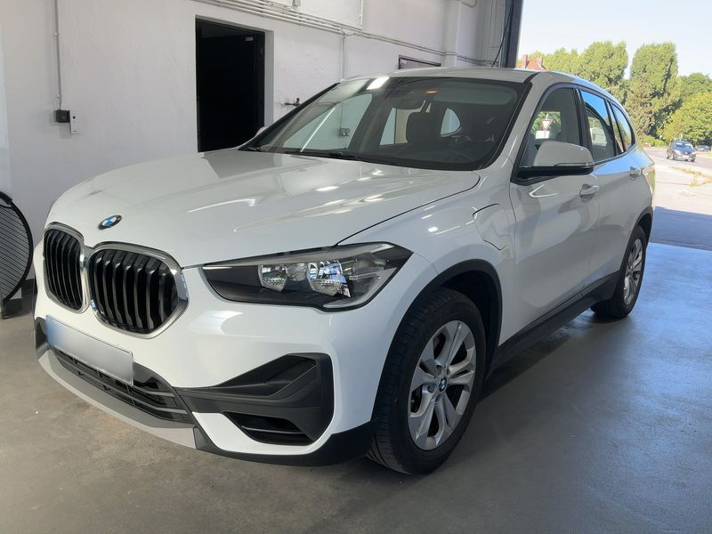 BMW X1 xDrive 25e — 1/8