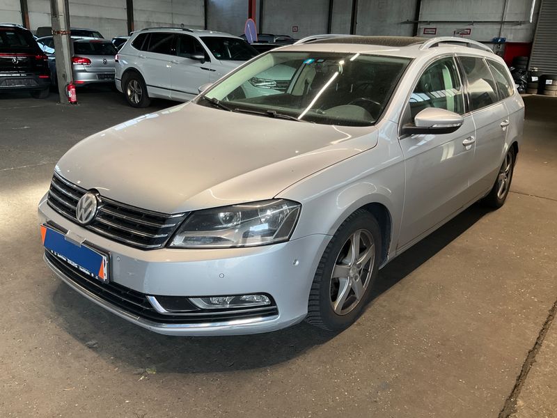 Volkswagen Passat 2.0 TDI — 1/8
