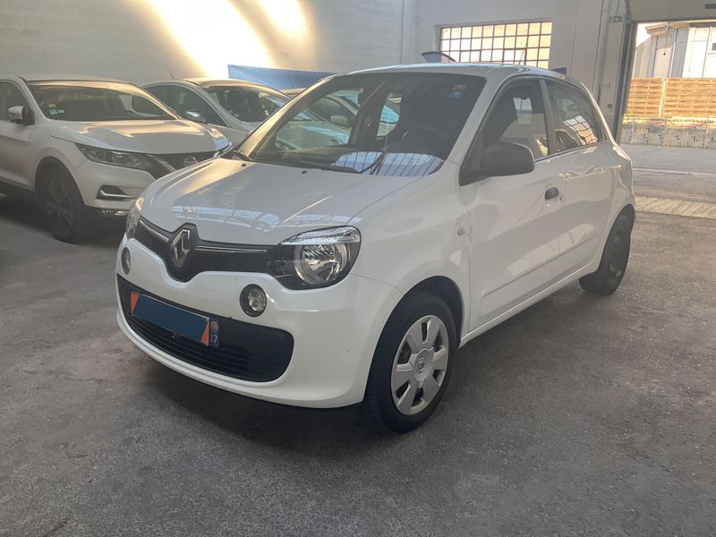 Renault Twingo 1.0 SCe — 1/8