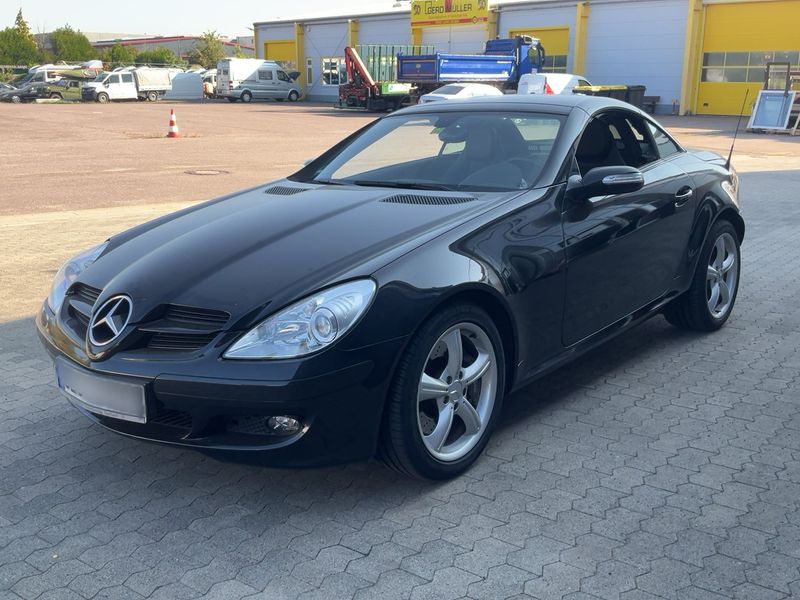 Mercedes-Benz SLK-Klasse SLK 350 — 1/8
