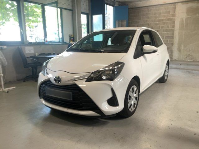Toyota Yaris 1.5 Dual VVT-iE — 1/8